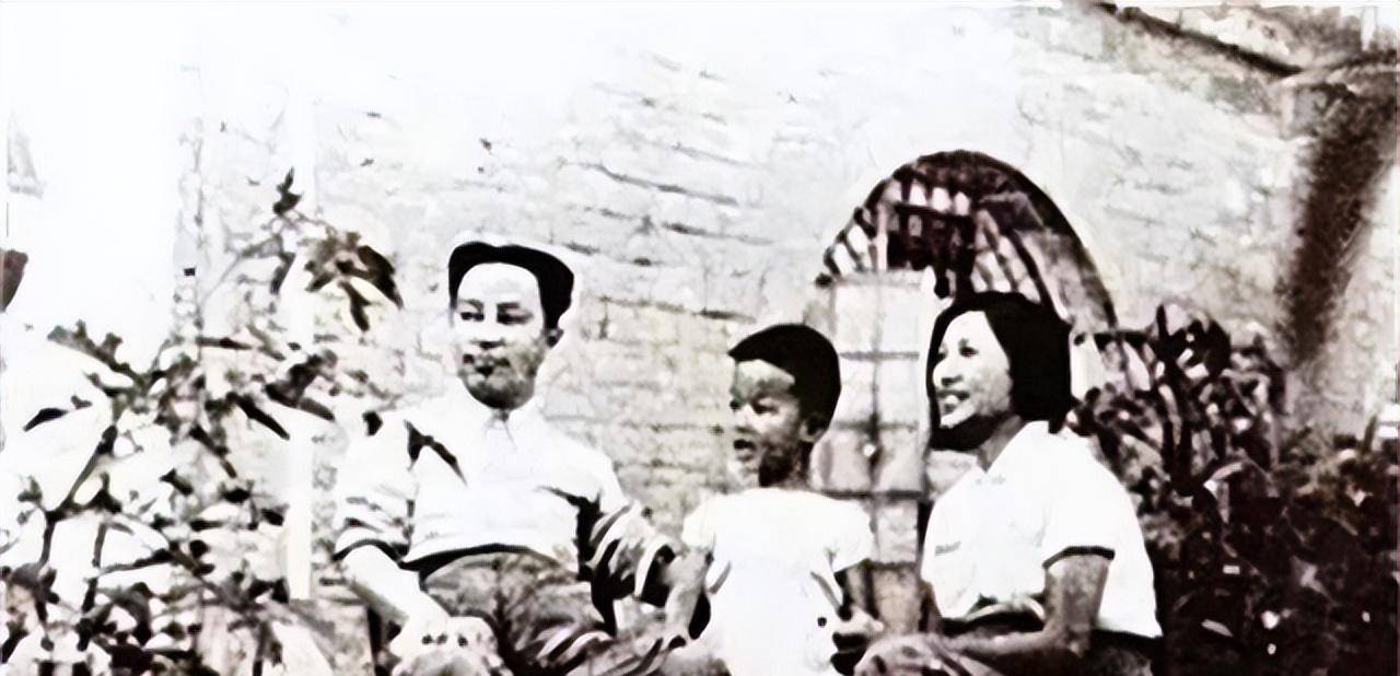 王明妻子:16岁入党19岁结婚,妇女运动领导人,72岁客死他乡_孟庆树_革命_黄埔军校