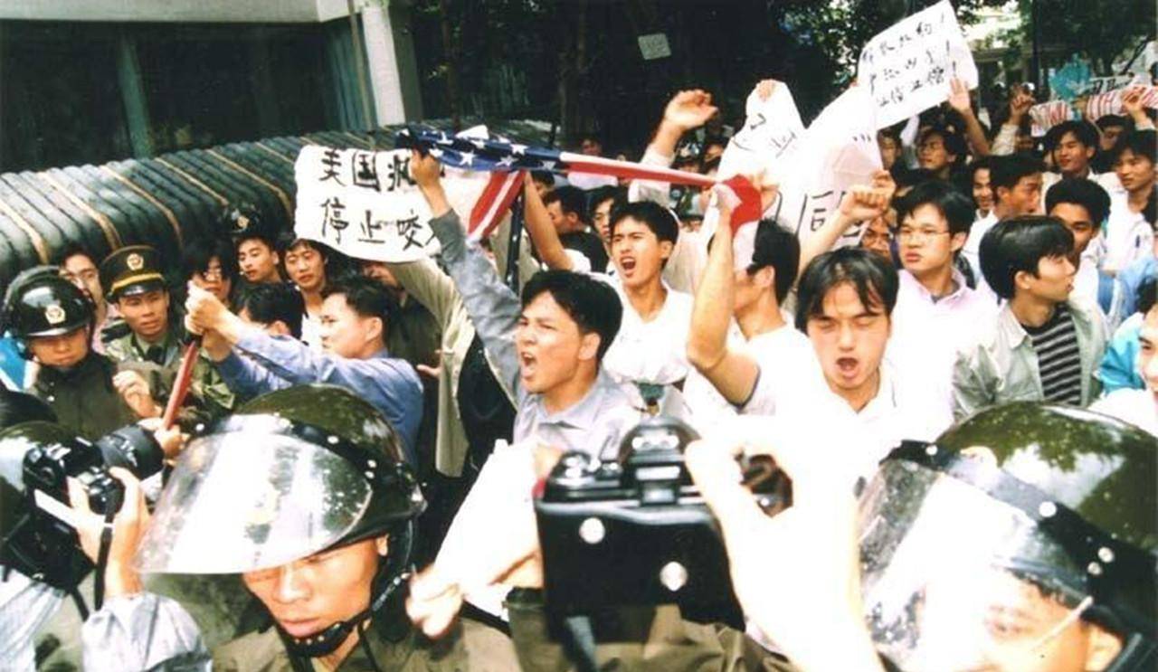 1999年全球反击图片