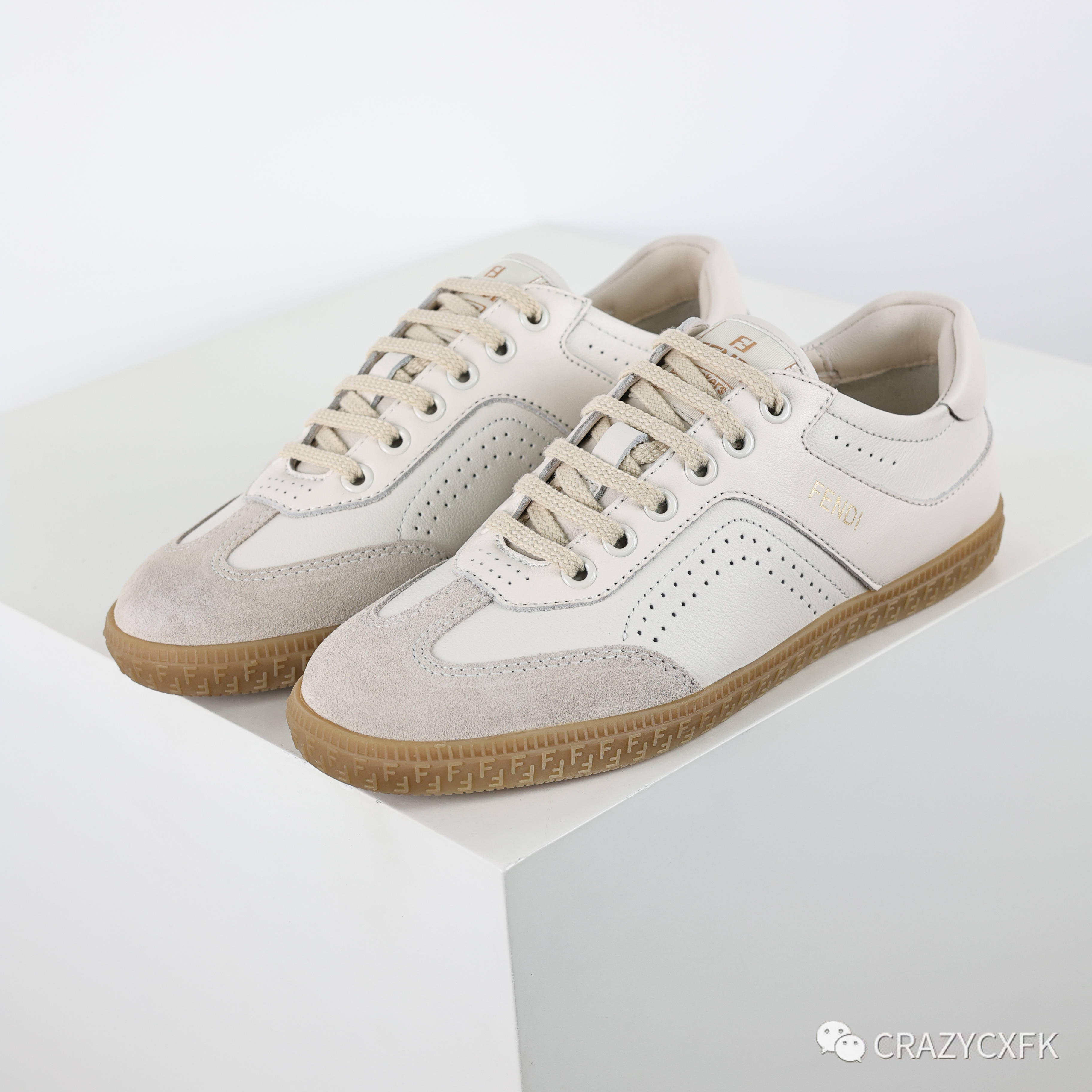 Купить женские брендовые копии - Fendi Official Si