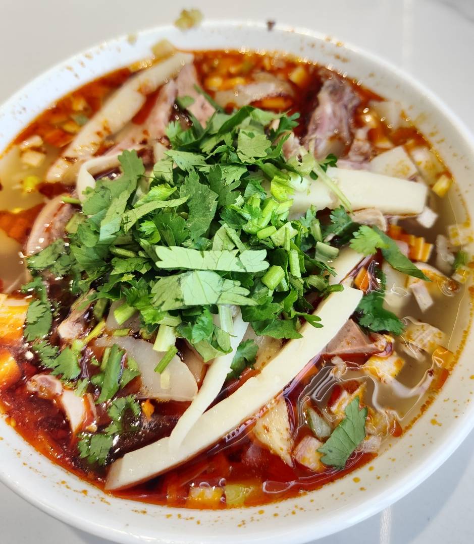 宁夏吴忠杜优素羊杂碎:黄河边三代传承的晨光盛宴