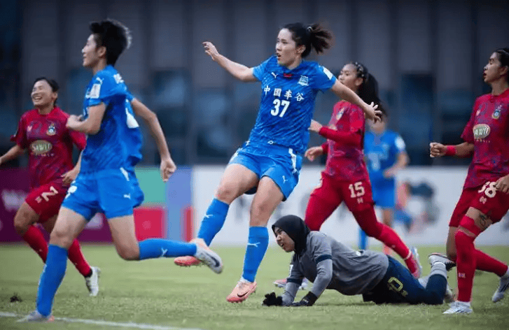 武汉车谷江大女足冲击亚冠冠军，主场优势显著