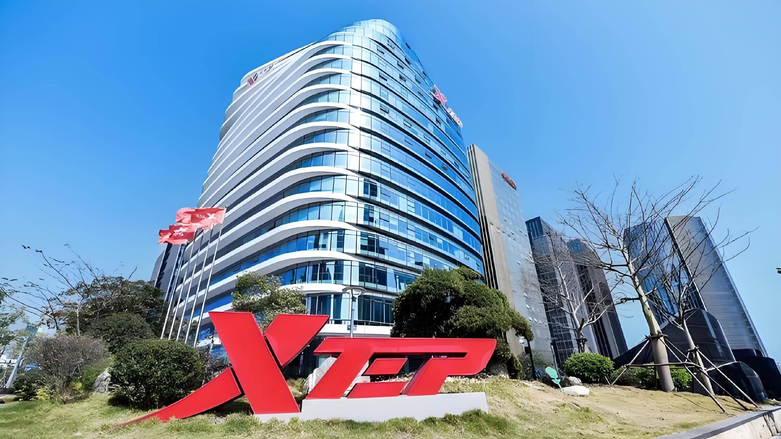 公司动态4月17日,特步国际公布2025年第一季度中国内地业务营运状况