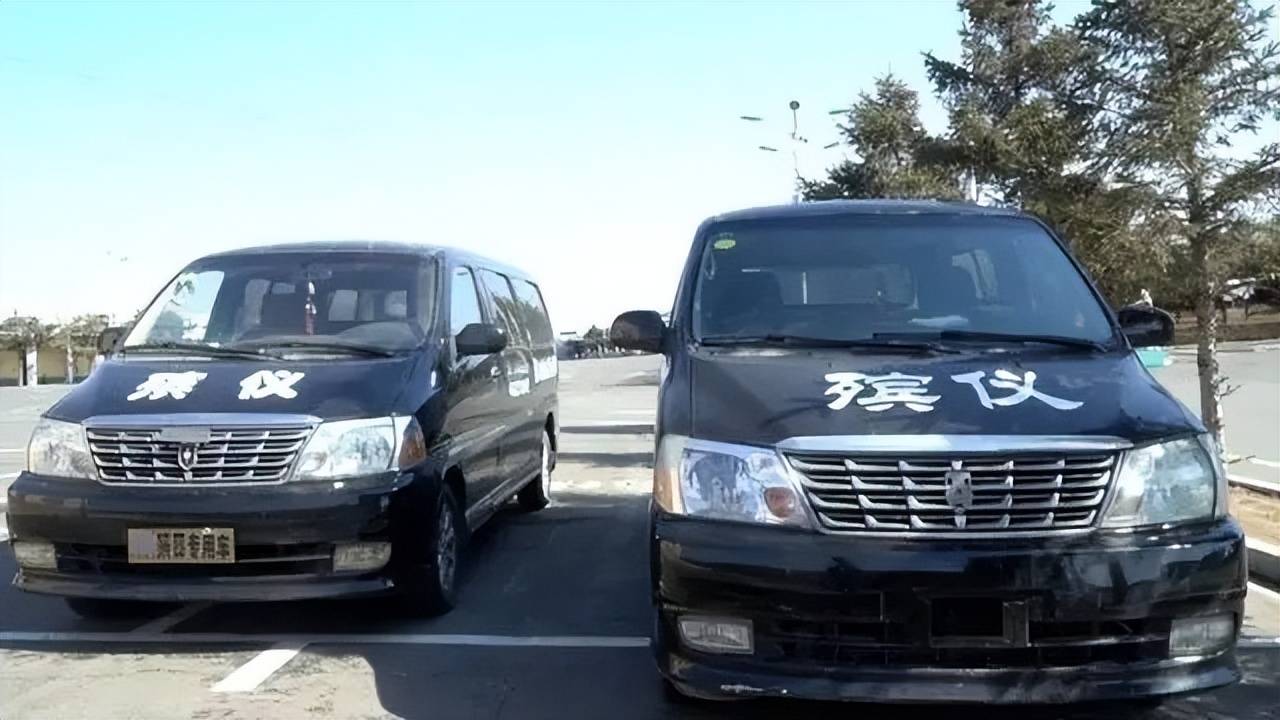 不害怕吗?王亮:我,一年接送2000具尸体