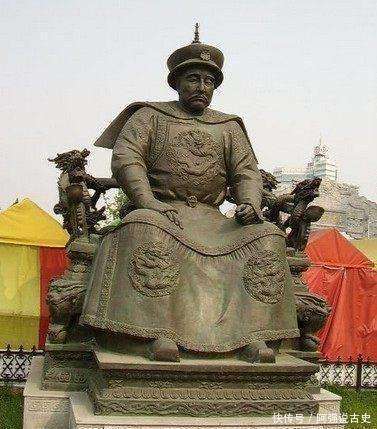 皇帝画像见得多了，沈阳皇寺广场的满清十二帝雕像有没见过_搜狐网