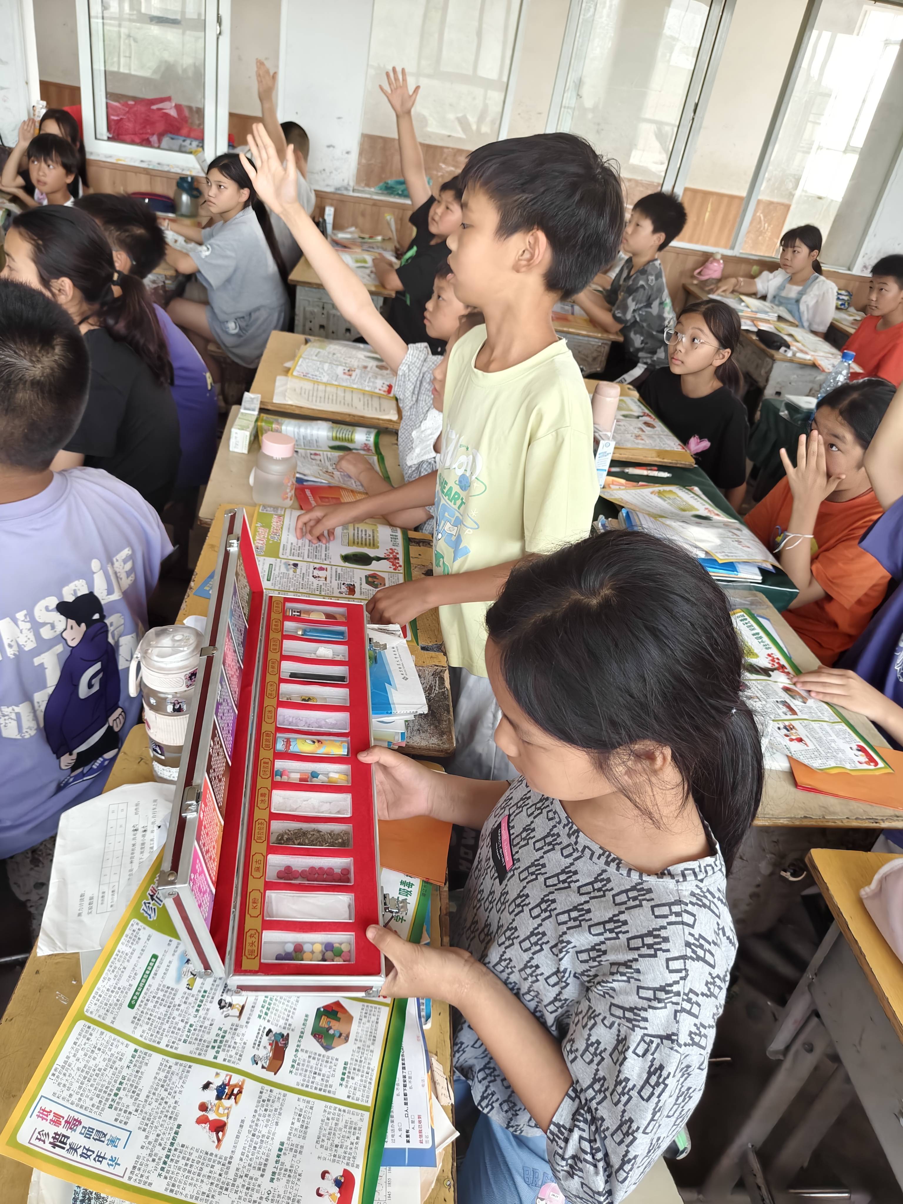 全民禁毒宣传月 禁毒宣传进校园