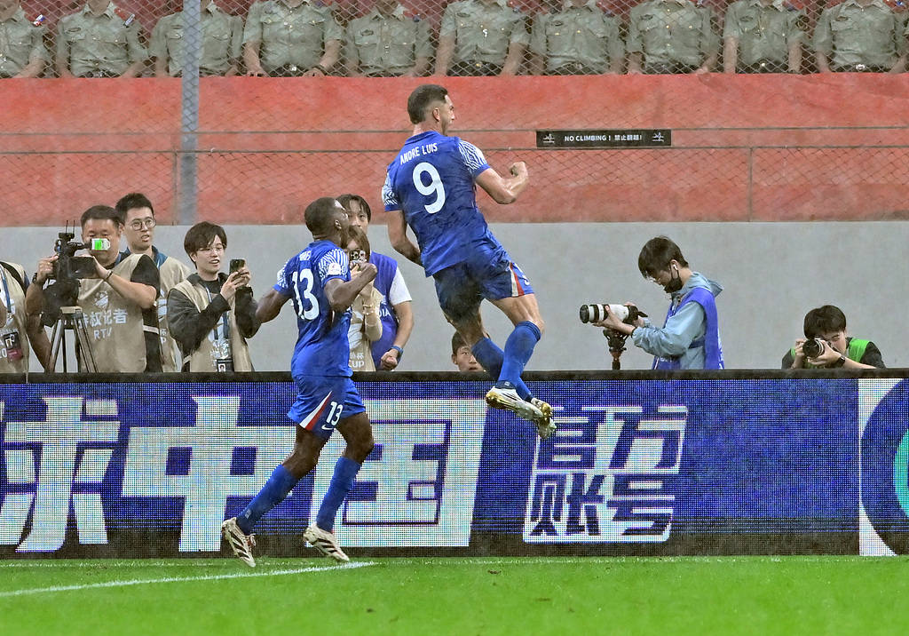 ShenhuaۿھΪ7 Derbys 2ꡣ˹صߺѻܣը