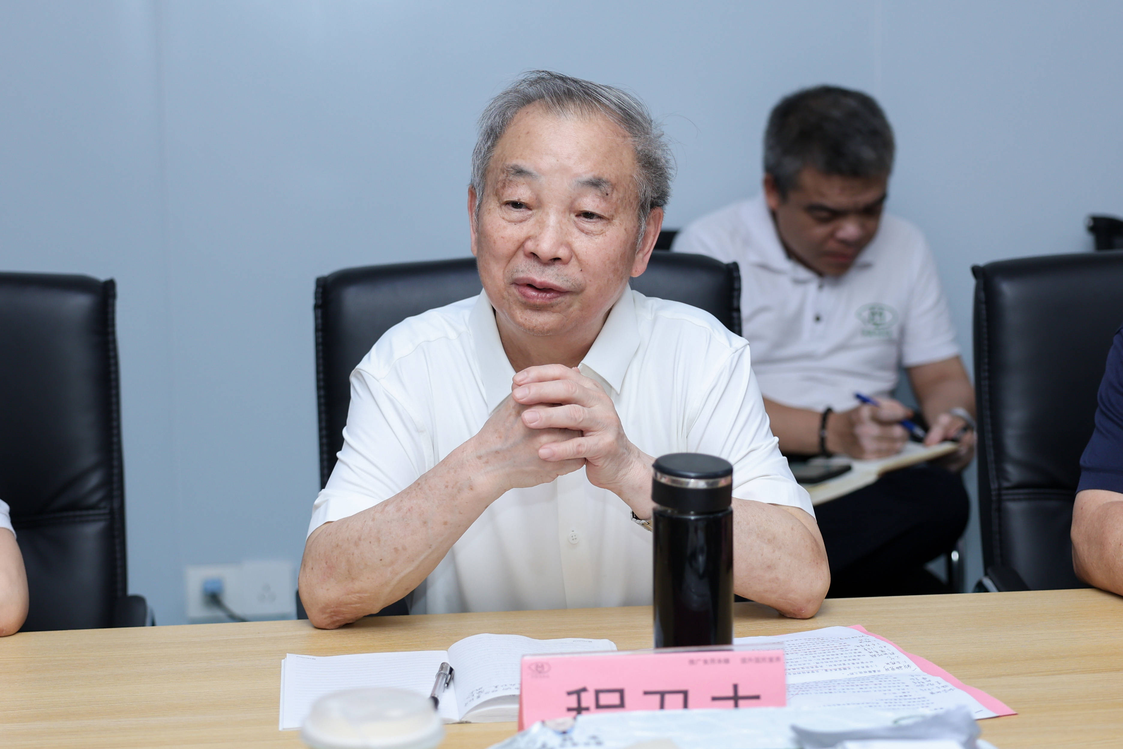 公司董事长程丑夫教授阐释该技术不仅解决了米皮糠安全食用问题,更