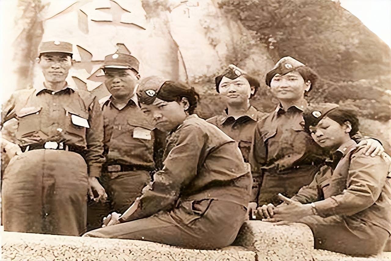 军统美女特务张春莲,为隐藏身份嫁西北农民,30年生下8个孩子