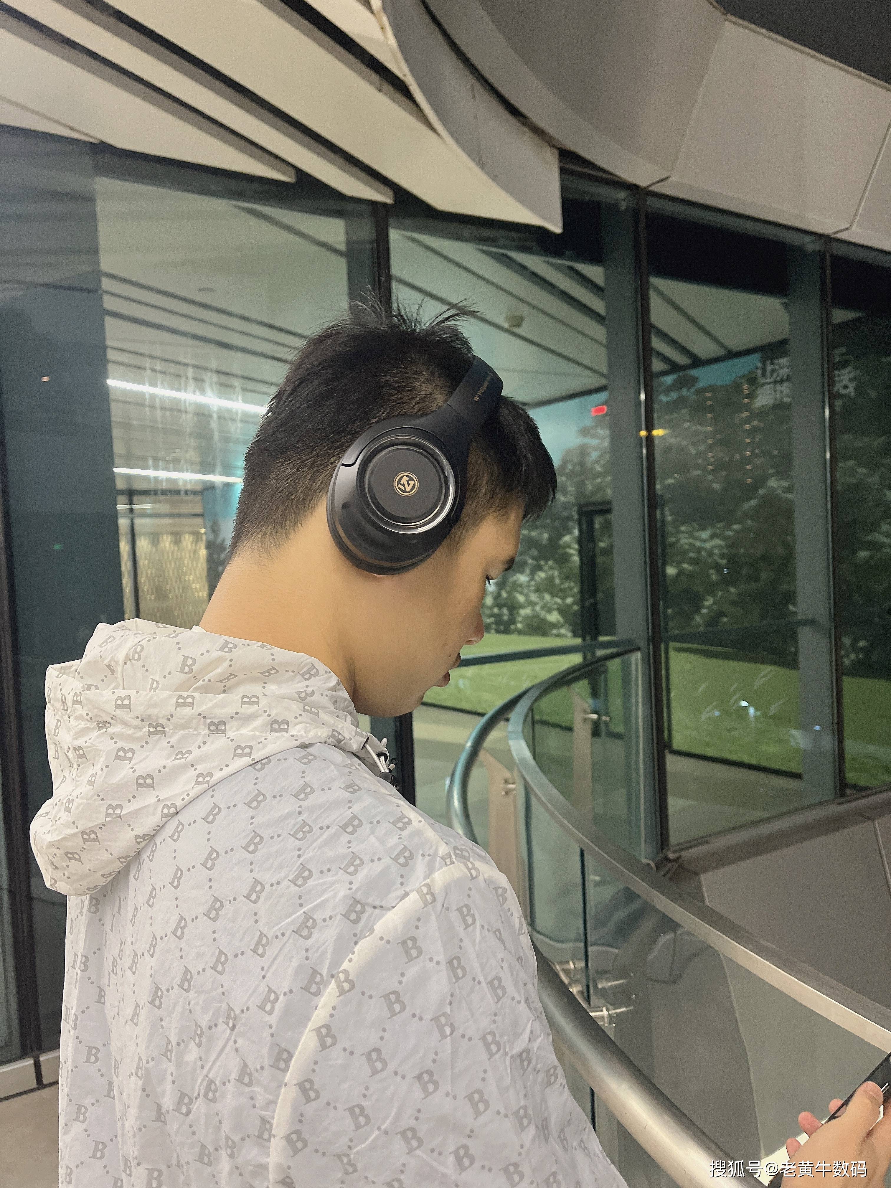 blinblin a8头戴式高清蓝牙耳机音频科技与时尚美学的巅峰之作