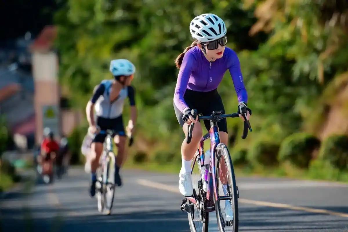 口碑之选！十款高性价比开放式耳机品牌推荐，舒适实用多项兼顾