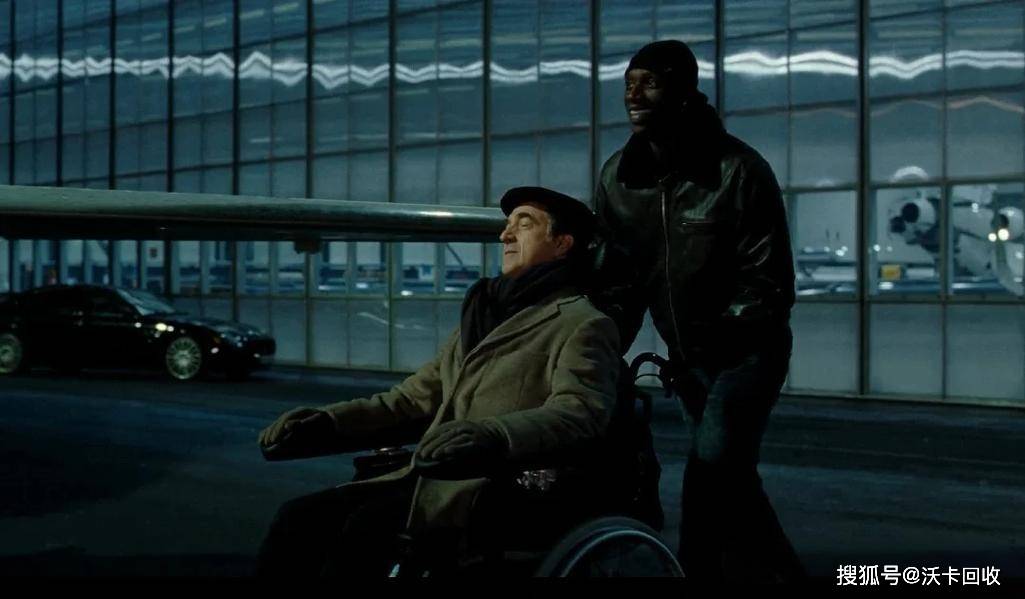 《触不可及》:跨越阶层的友谊如何治愈人心