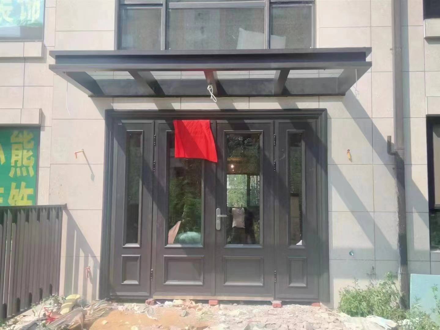 洛阳一楼做门厅雨棚,年轻人最喜欢的建筑飞檐雨搭,全铝简洁时尚更耐用