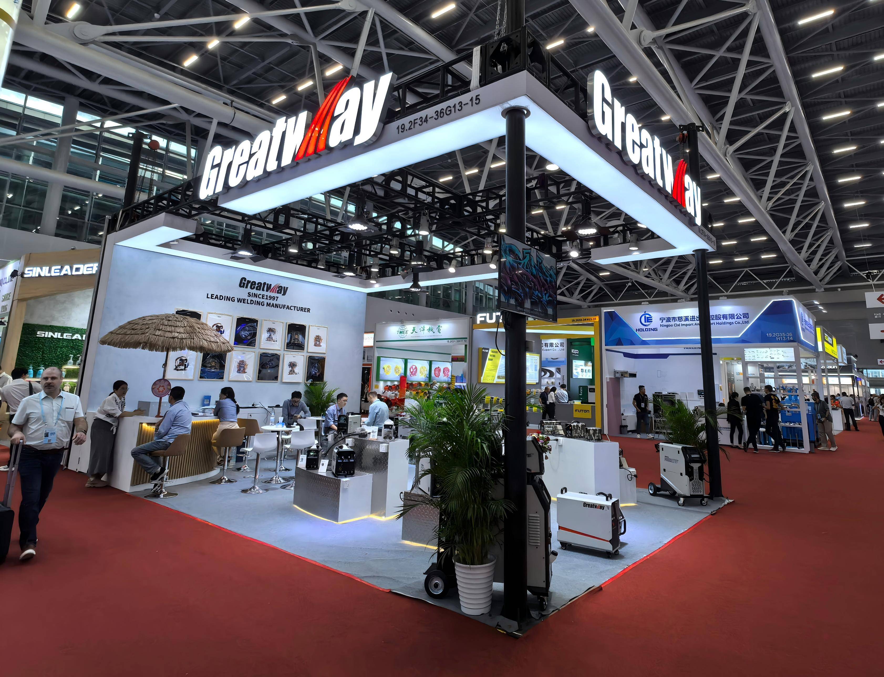 广交会展台搭建头部企业选择指南:展台美学设计怎么把握?