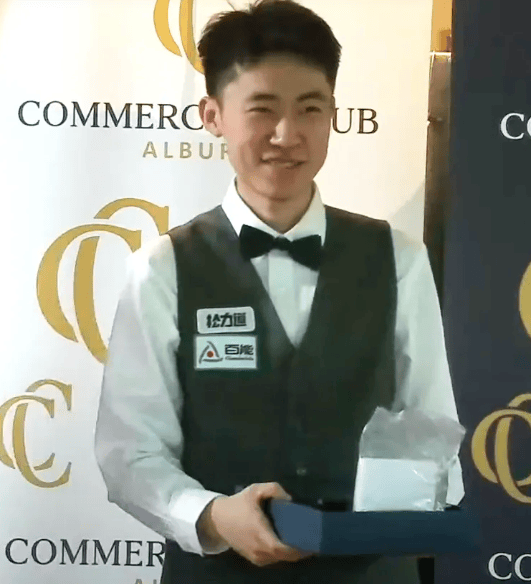 斯诺克英国公开赛激战正酣：霍金斯连败，穆迪领跑，常冰玉冲击16强