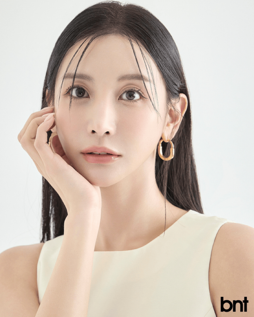 演员韩世认最新bnt时尚画报公开 以艺术为信仰展现深度魅力