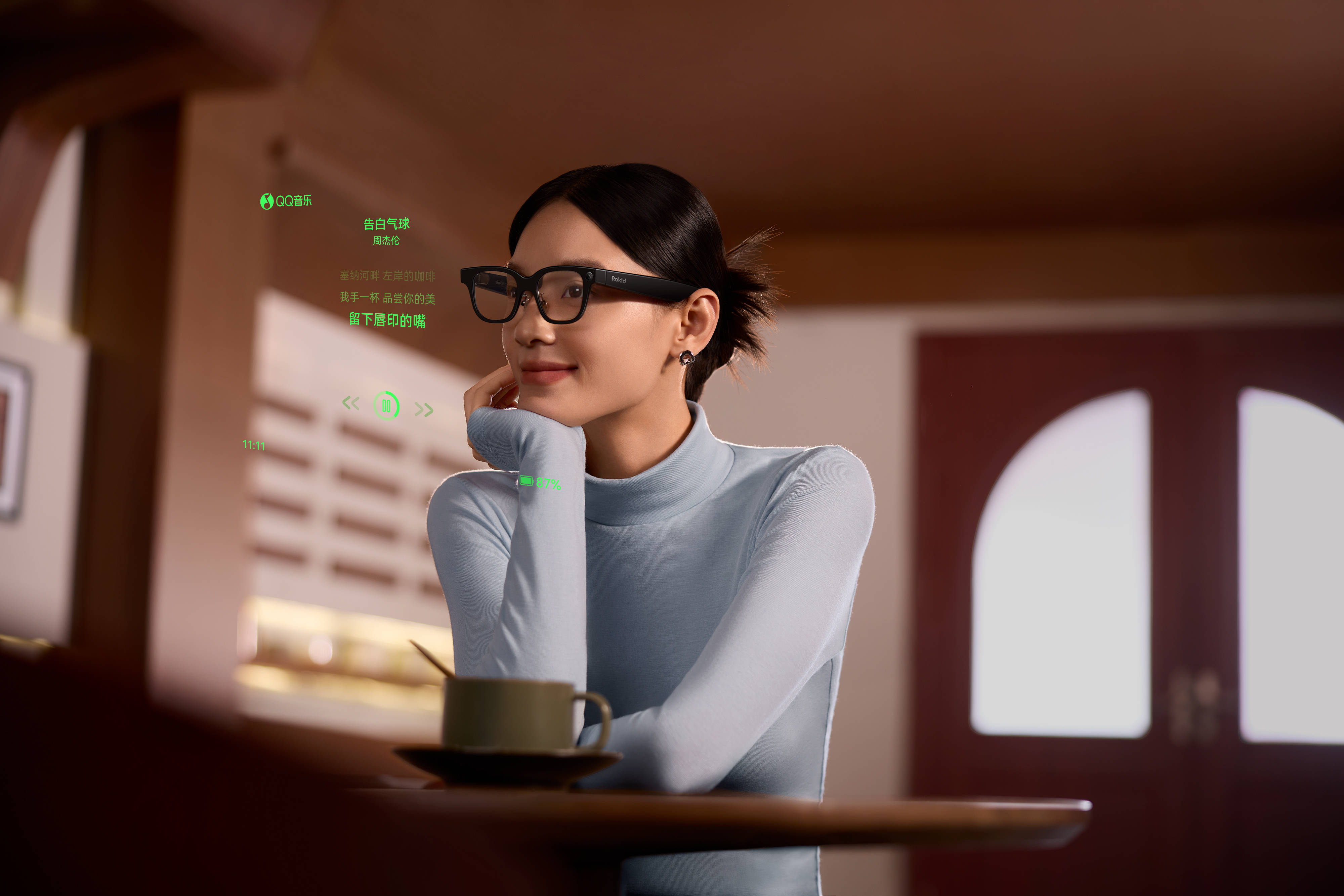 《Rokid乐奇携手BOLON眼镜,AI眼镜迎来“iPhone时刻”》