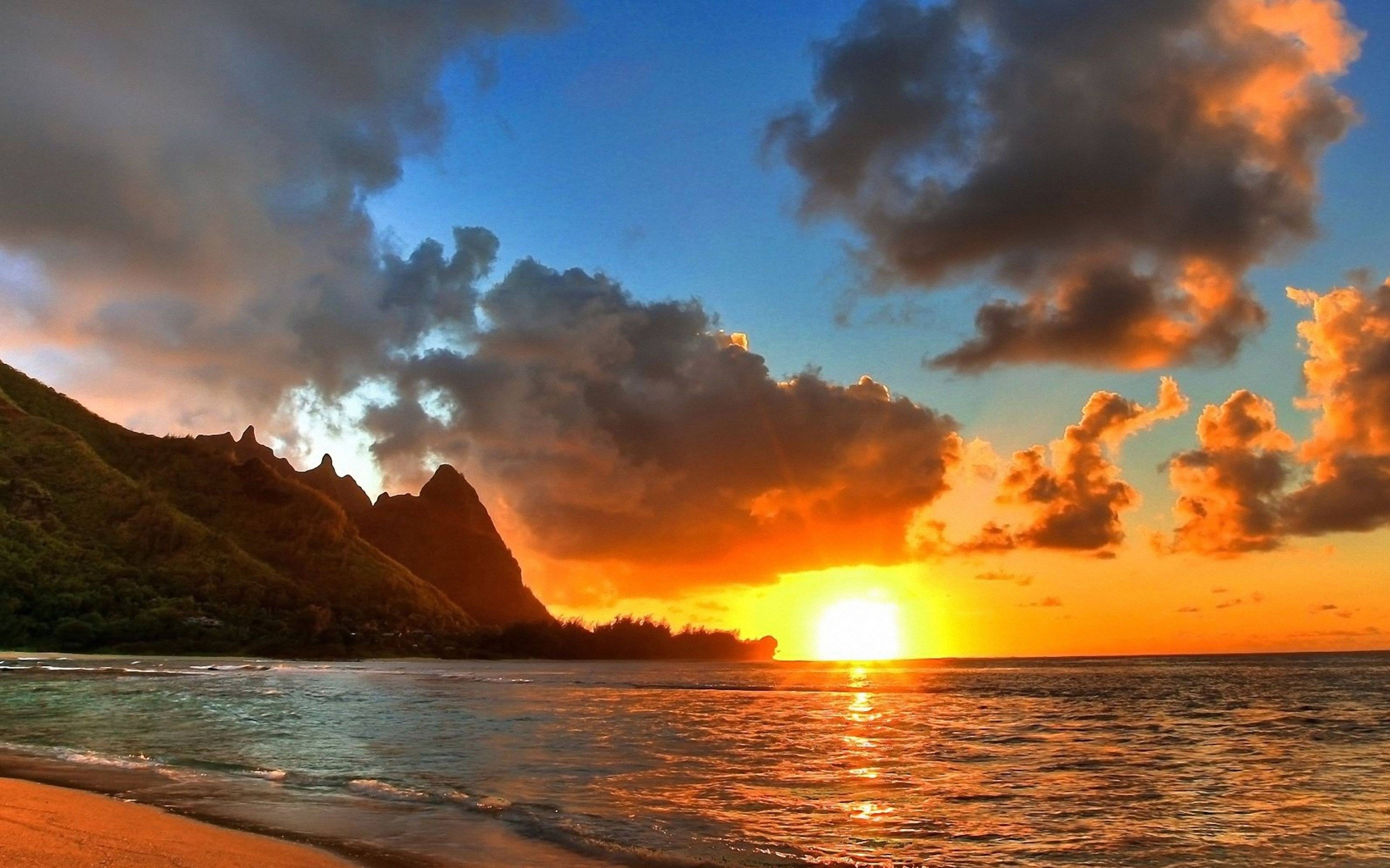 科目四模拟考试题库,科目四模拟考试题及答案