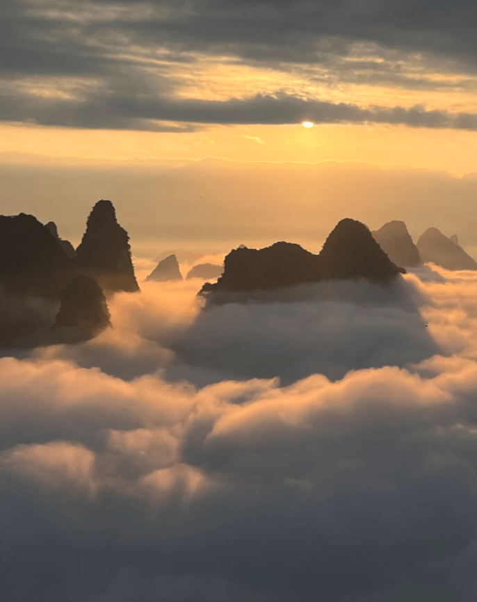 去桂林旅游必去景点推荐,桂林五天四晚攻略,亲身经历详细解答_超实用攻略,少花冤枉钱!_搜狐网