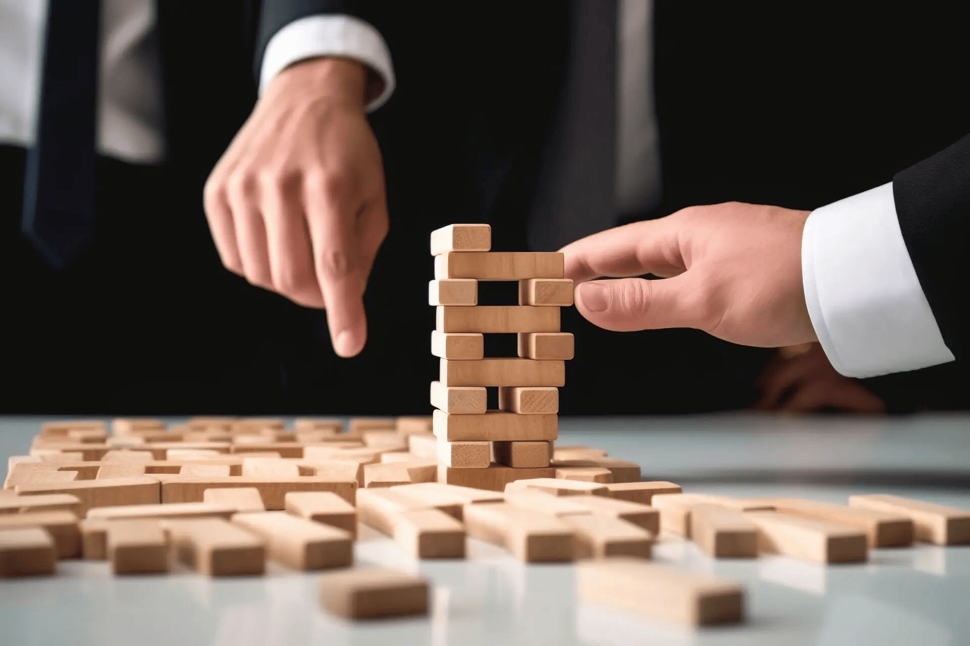 康瑞新材"带病闯关"IPO:业绩腰斩、套现超亿元、内控存瑕(图1)