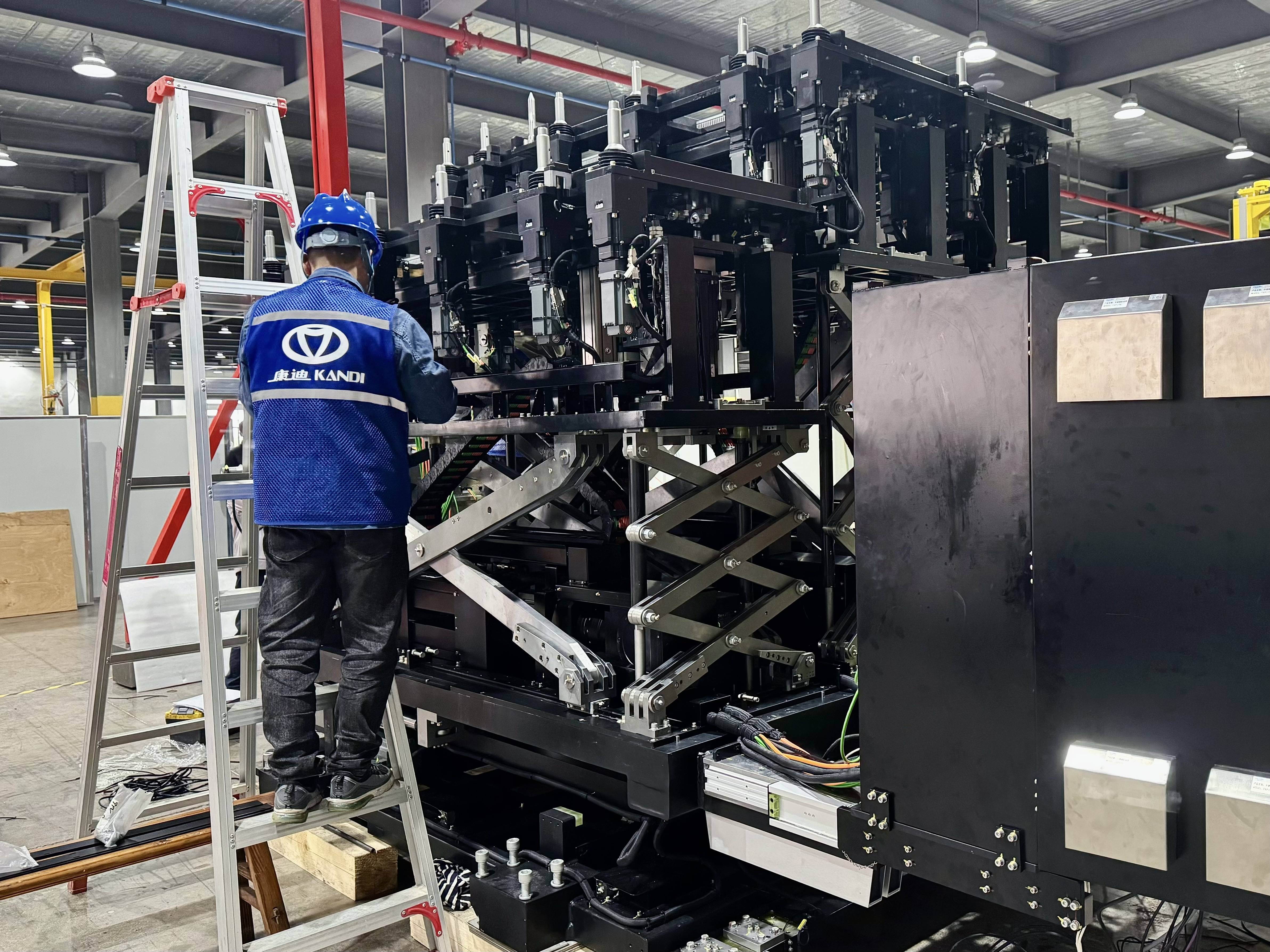 《康迪科技战略合作宁德时代旗下时代骐骥 共推重卡换电规模化发展》