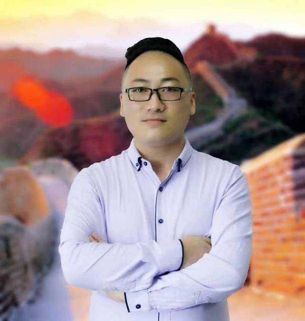 王向东书法厚德载物