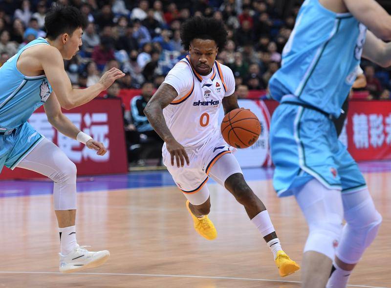 局势动荡!古德温滞留卡塔尔 上海男篮启动应急预案