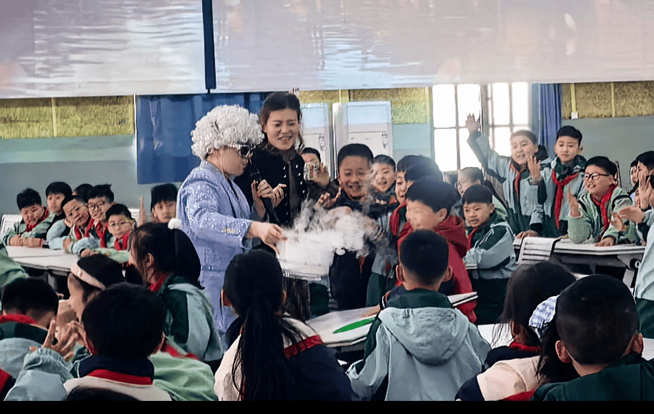 《科普赋能公益，海信冰箱·雨辰助学“研学基地”落户枣庄》