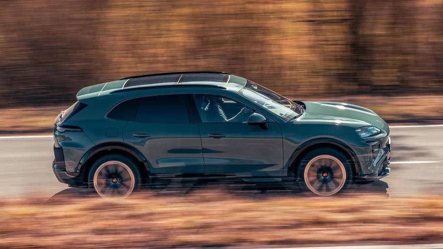 5-Porsche-Cayenne-Electric-review-2026.jpg
