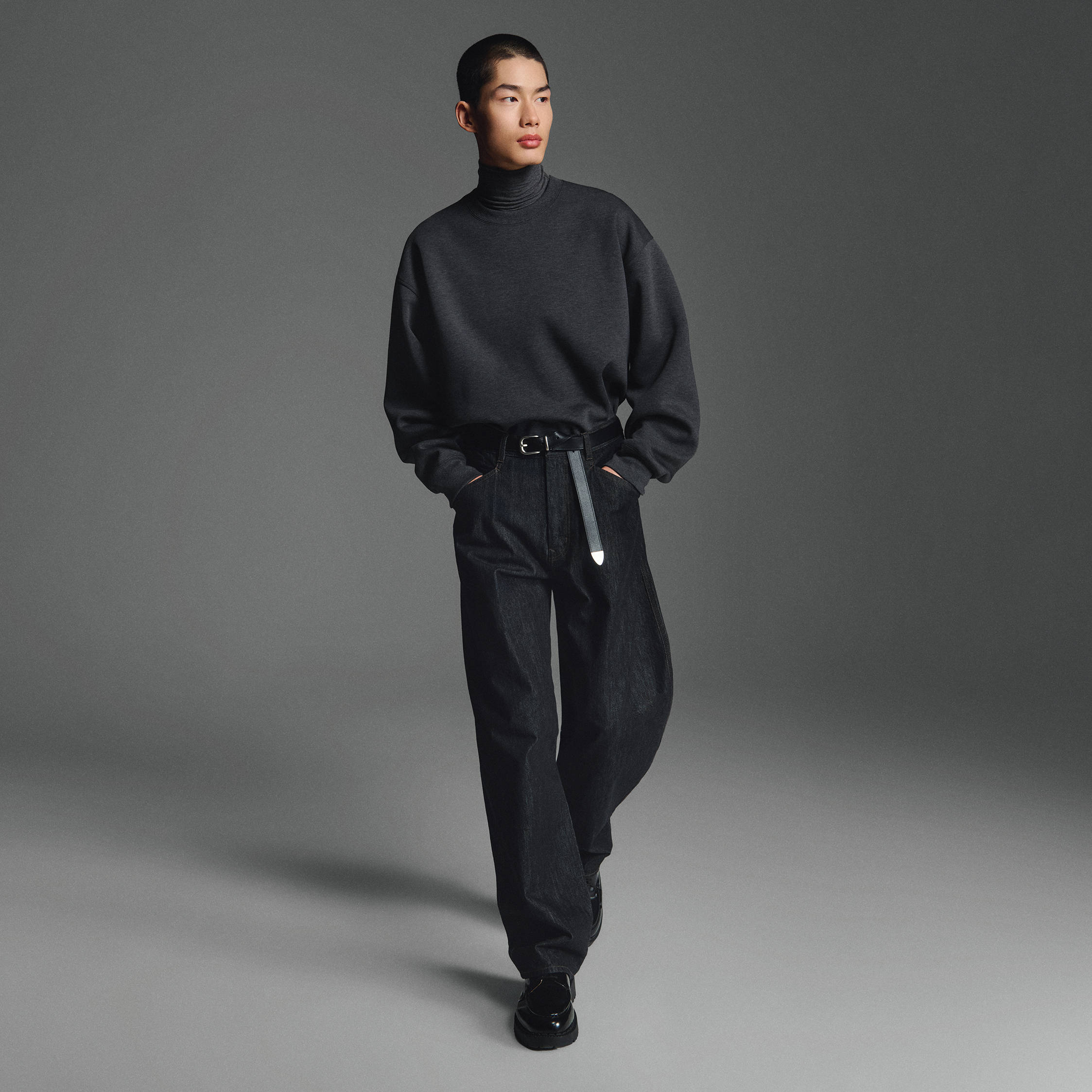 UNIQLO_FW26_SHOT4_0646_1x1_LR.jpg