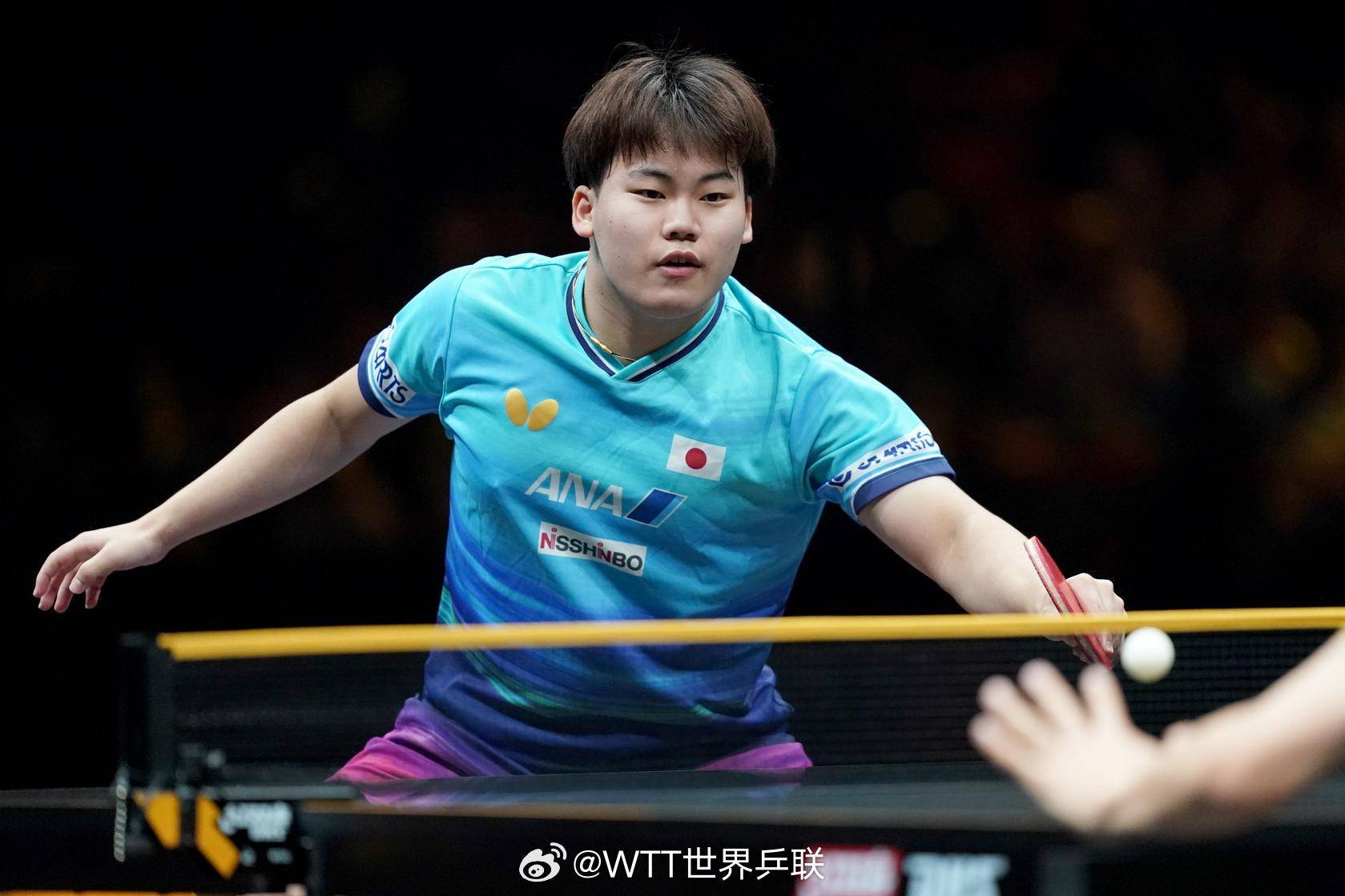 决胜局12-10！WTT中国大满贯-张本智和3-2险胜 松岛辉空横扫进16强