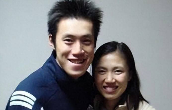 瘫痪19年汤淼现状：母亲妻子均已改嫁，郎平多次探望，女儿很懂事