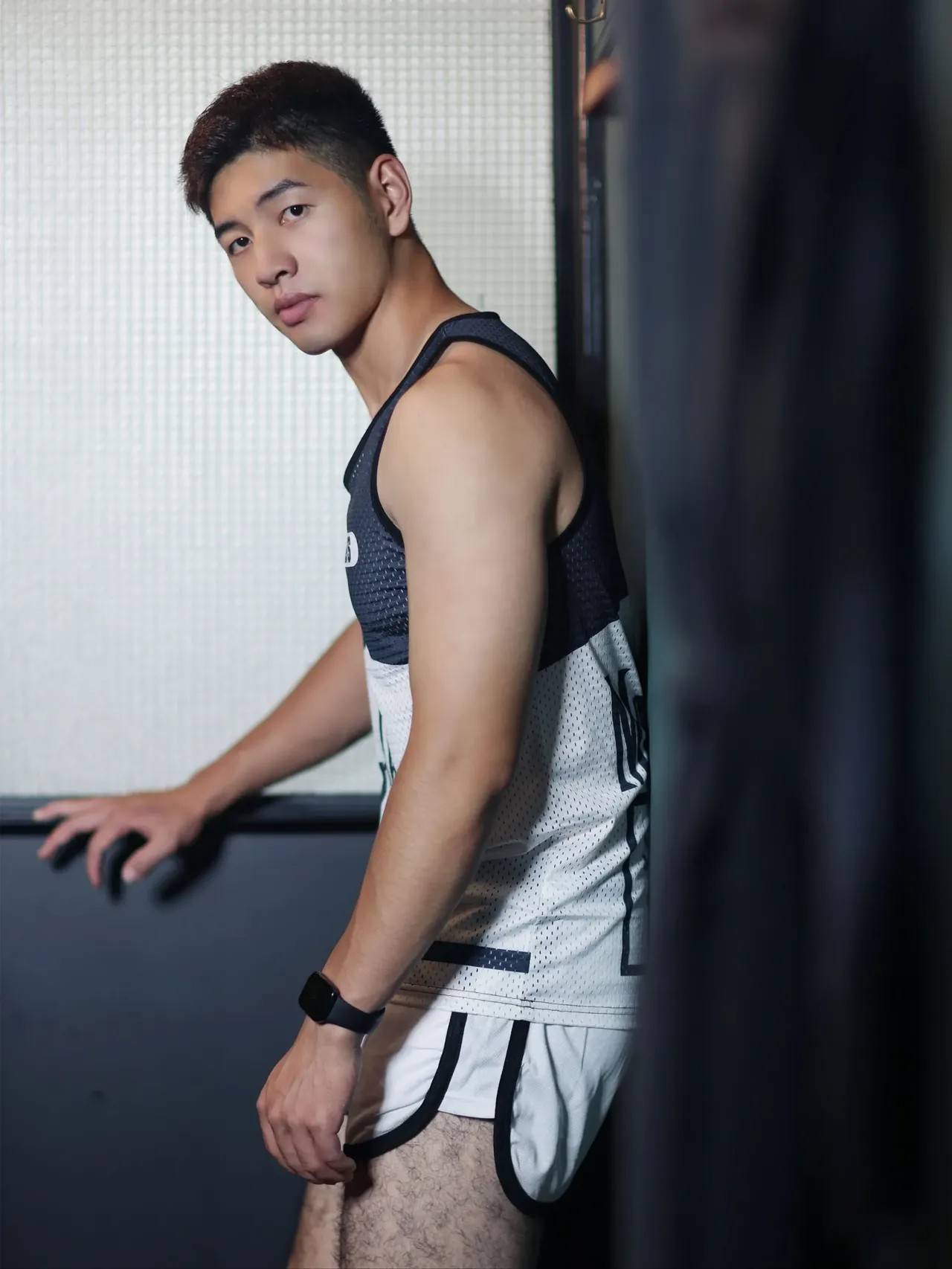 与韩泰河相遇领略了什么叫做真正的行走荷尔蒙