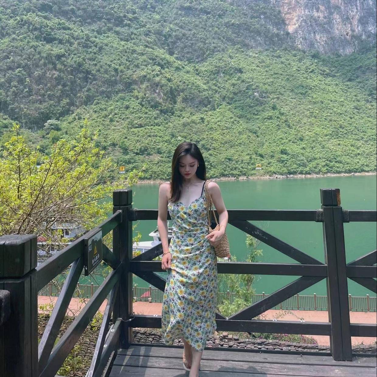 重庆4天自由行攻略,最佳旅游线路推荐重庆旅游线路全解析_游客_美食_历史