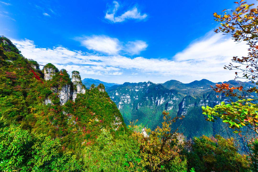 神农架五峰山图片