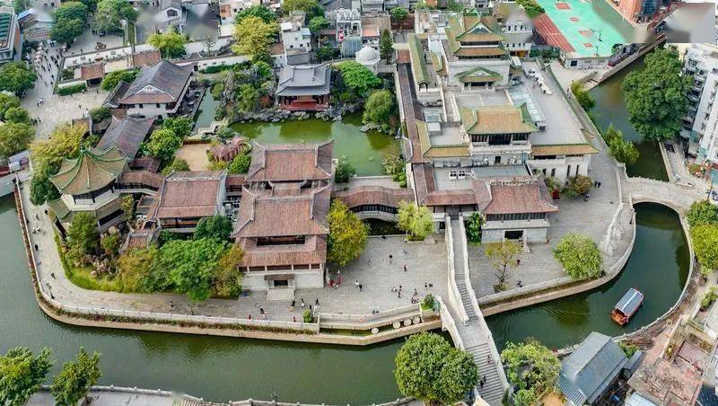 永庆坊等重要景点串联荔湾湖,西关大屋优化功能照明,改善夜间出行环境