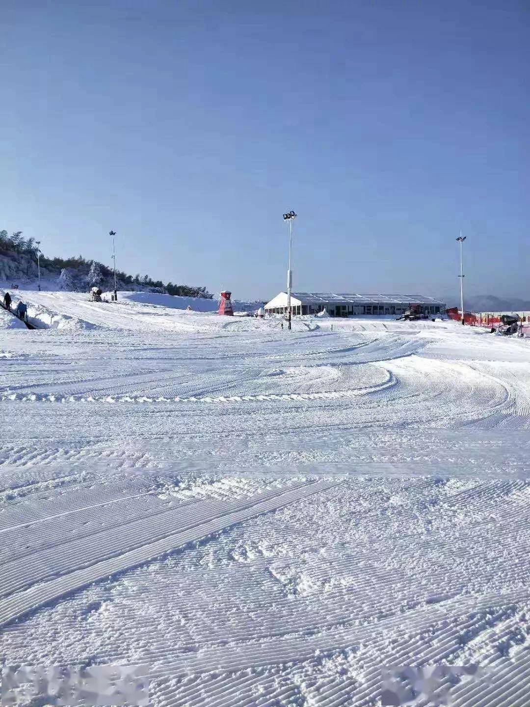 磐安滑雪场多大图片