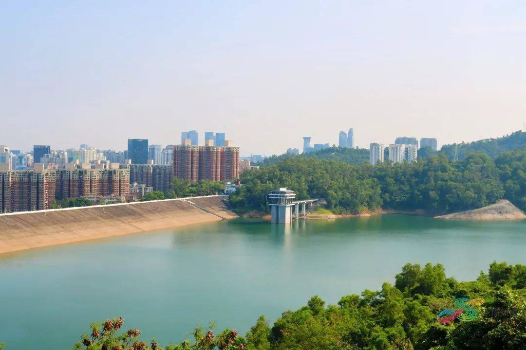 风景优美惊奇组合景观便可获得山,海,城的登顶大脑壳观景台同时又趣味