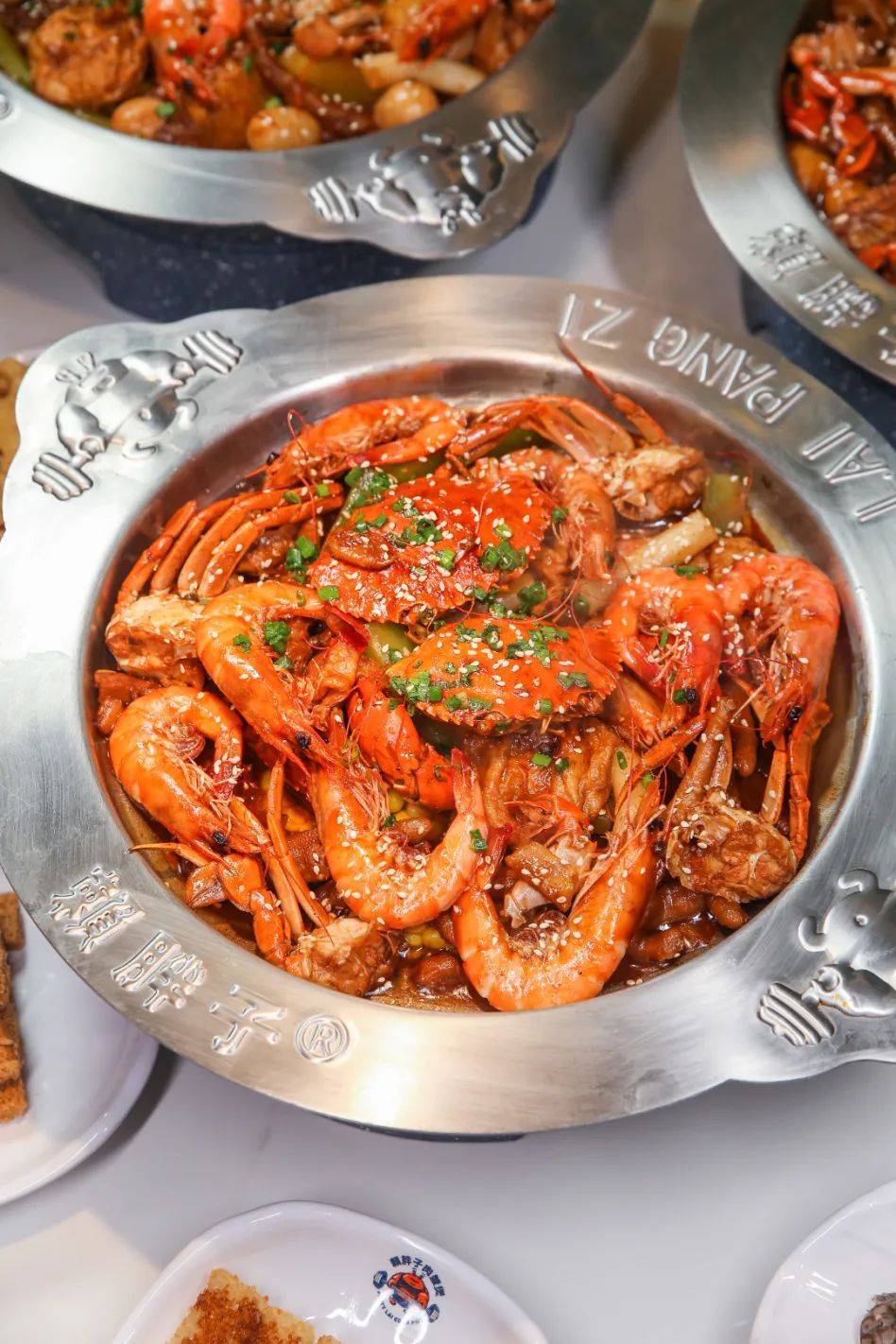 吃了16年的67「赖胖子肉蟹煲」,终于空降和信广场啦!