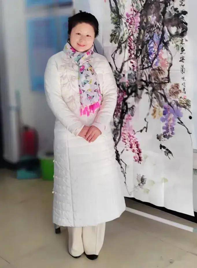 赞陕西省咸阳市画家王晓娟老师绘画艺术作品 文/李景宁_扬帆_励志_泽