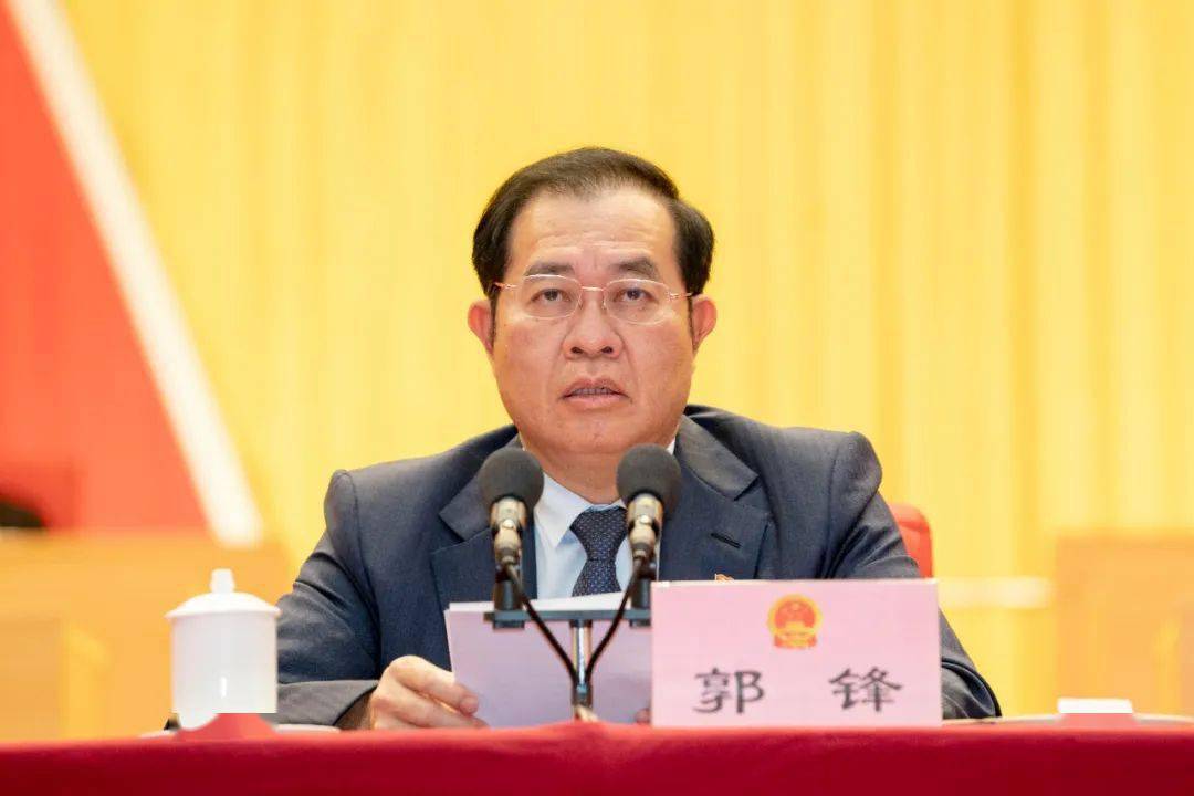 代市长,2015年7月任清远市委副书记,市长,2018年3月任清远市委书记