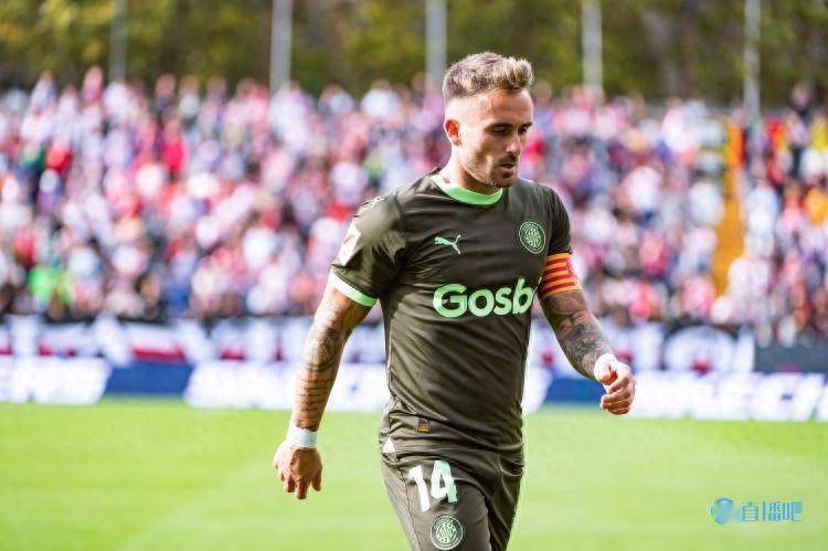 每体:埃里克-加西亚在国王杯比赛中受伤,巴萨非常关注球员伤情_赫罗纳