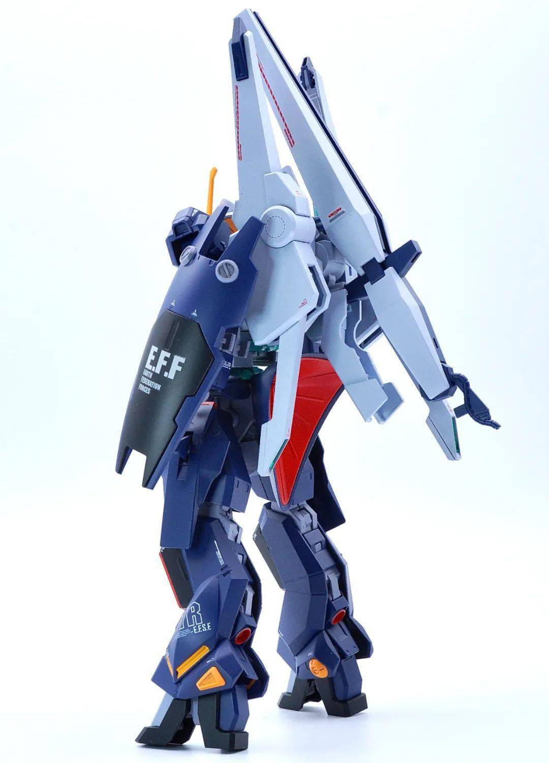 消化垃圾零件,拜亚兰浮游炮测试量产型_高达_公众_模型