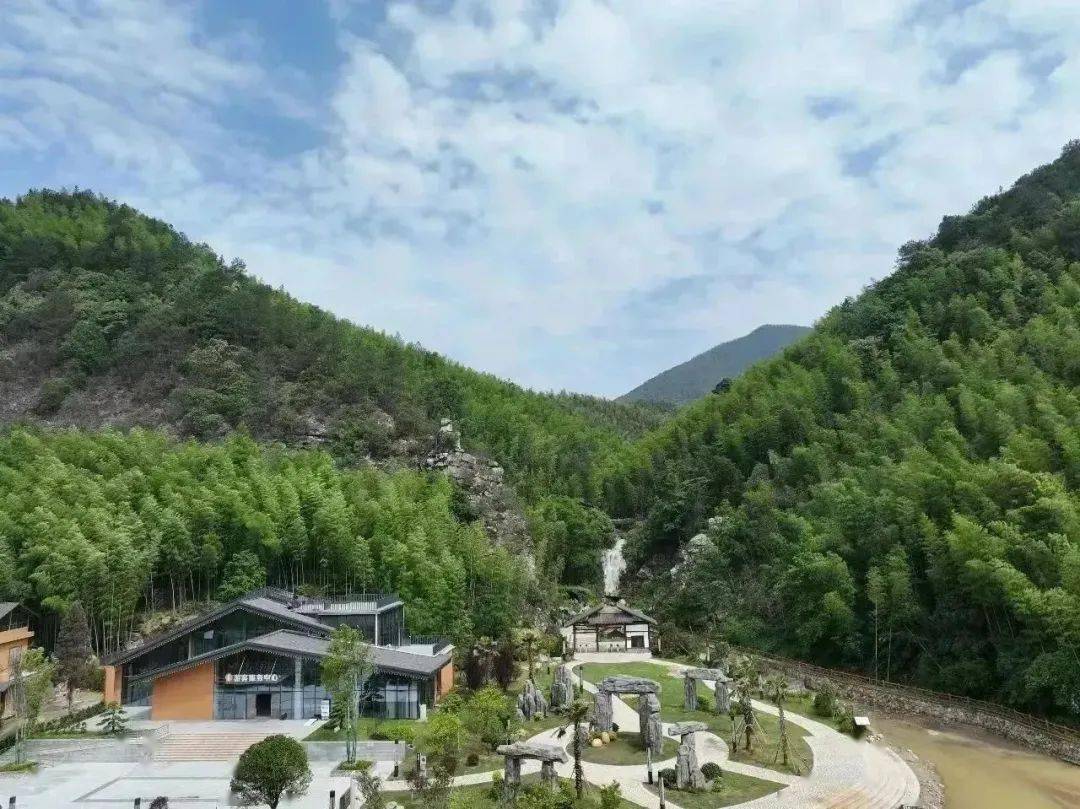 万龙山温泉文化节精彩继续,快来龙溪秘境寻年味,迎龙年吧!