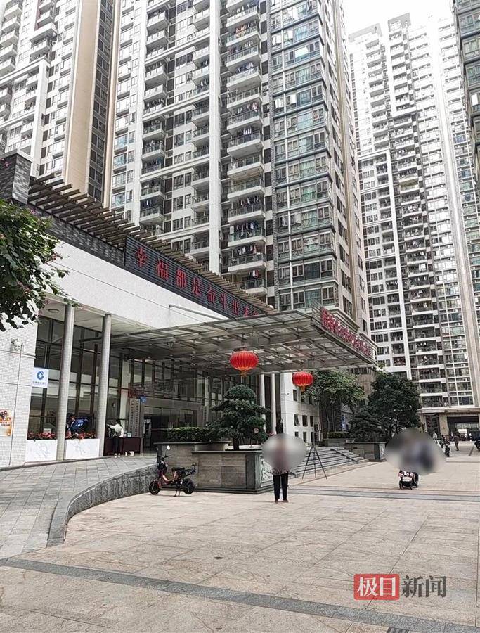 1月9日,极目新闻记者来到猎德村复建房小区,看到小区内的农村商业银行