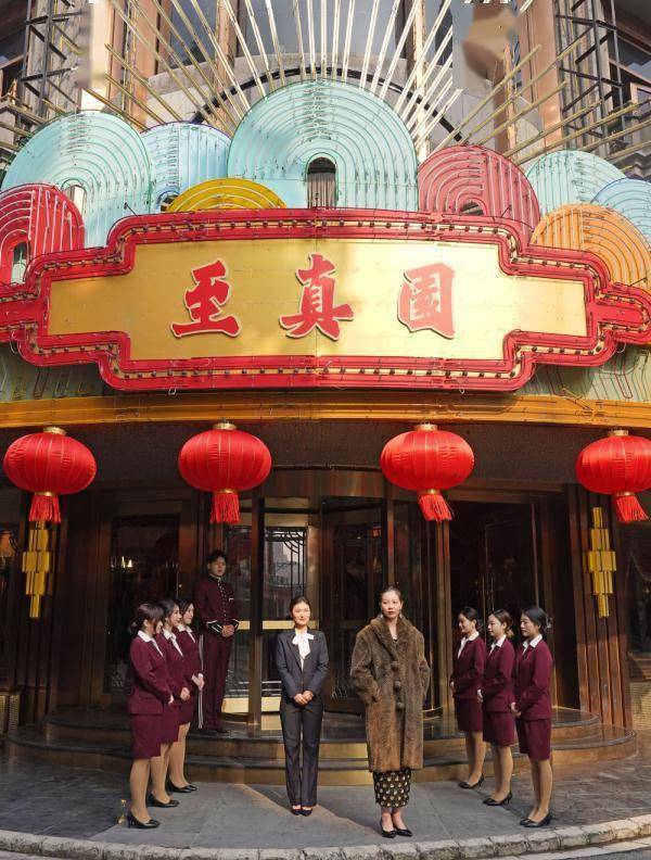 电视剧《繁花》热播 掀起上海文旅新热潮_黄河路_市民_游客