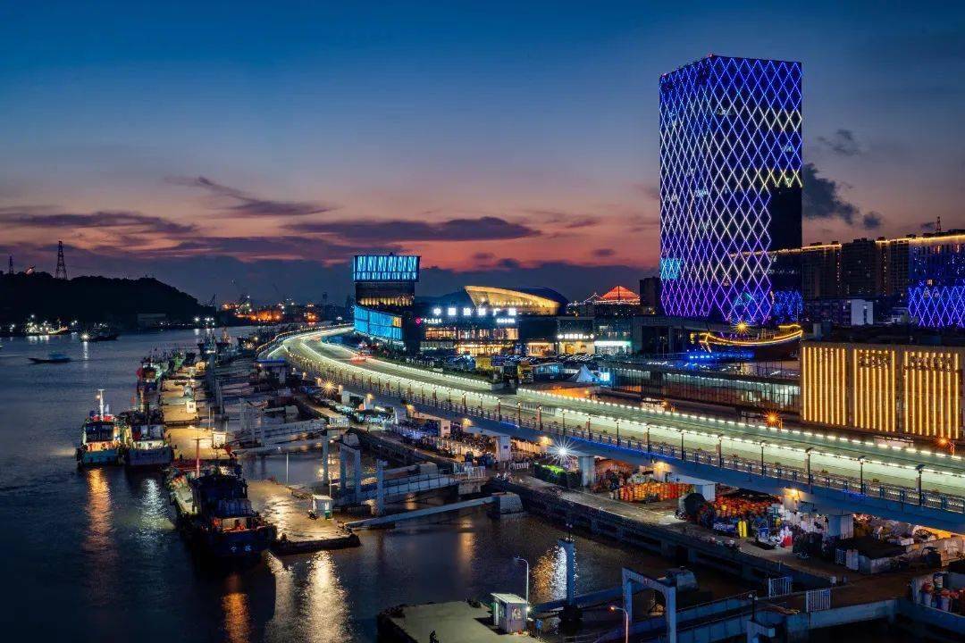 沈家门渔港小镇特色街区入选省级夜间文化和旅游消费集聚区!_新街
