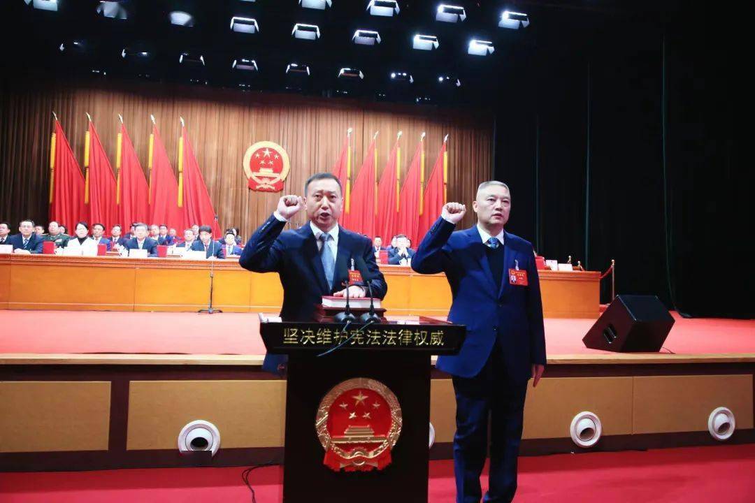 大会当选黄君常务委员会副主任荆州市第六届人民代表大会当选杨运春