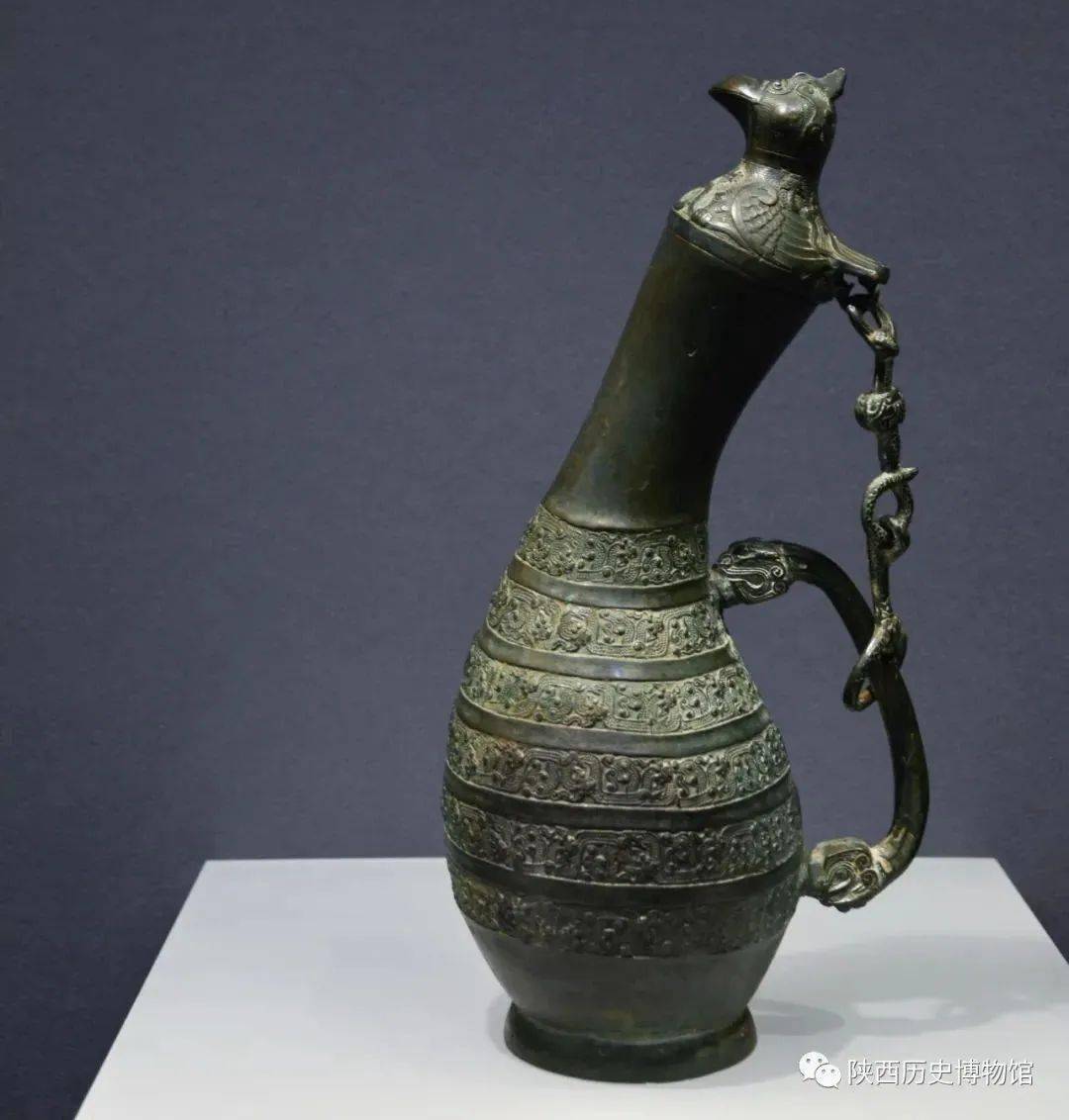 "没想到直播鉴宝这么离谱啊……"哈哈哈哈年轻人的深夜快乐源泉!