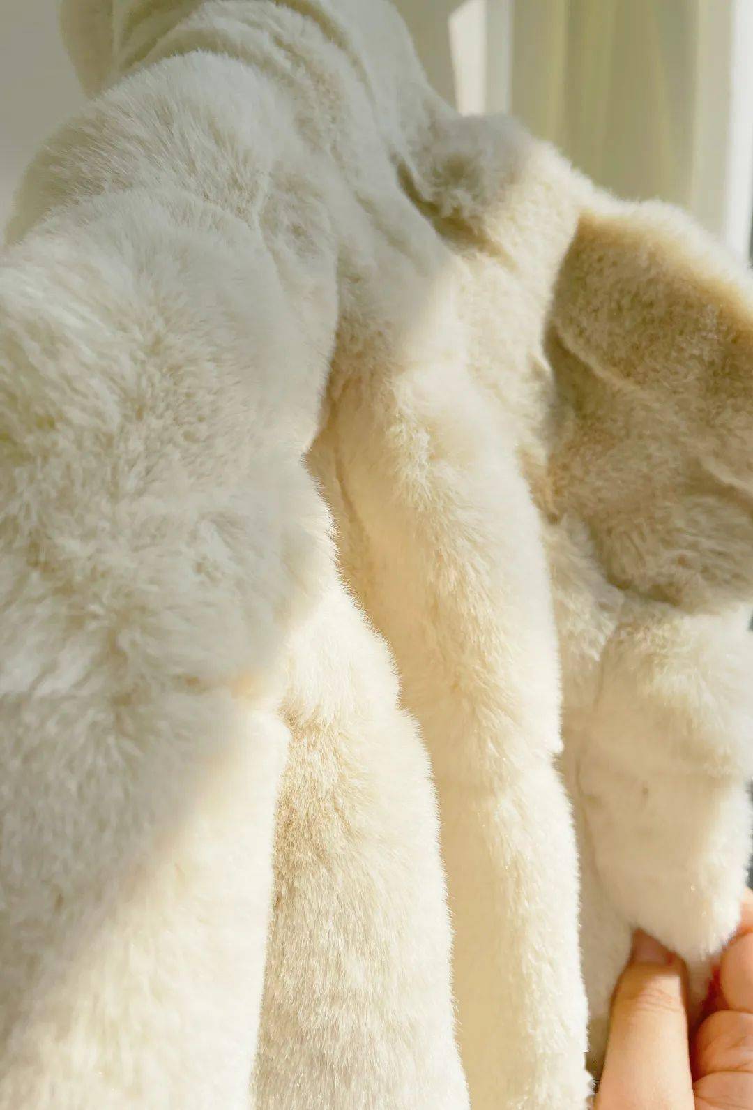 暖呼呼的一穿就是富贵花啊_环保_大衣_上身