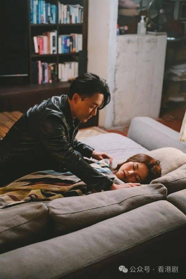 林峯周秀娜4度合作再演情侣 负伤上阵大玩公主抱_因为_歌词_都会